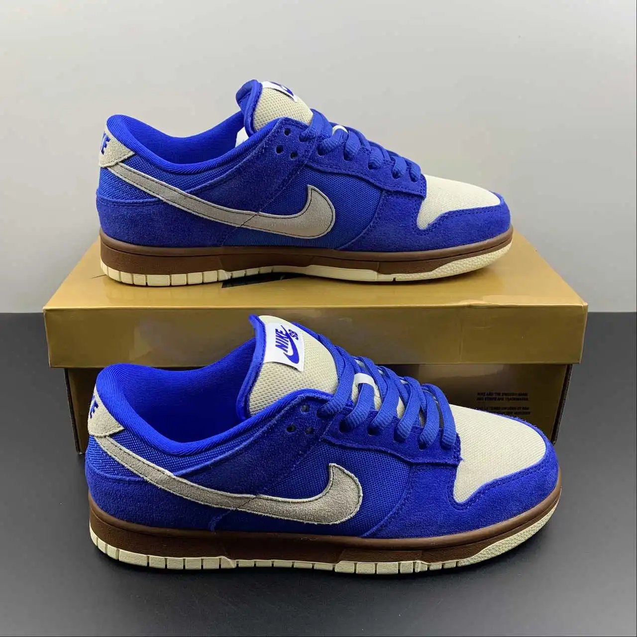Nike Dunk Low 304292-472