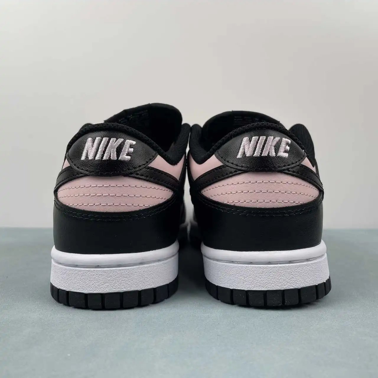 Nike Dunk Low CW1590-100 11