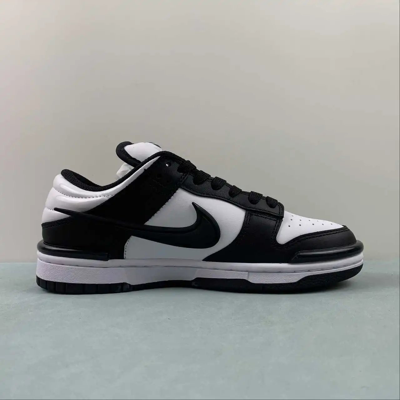 Nike Dunk Low DZ2794-001 5