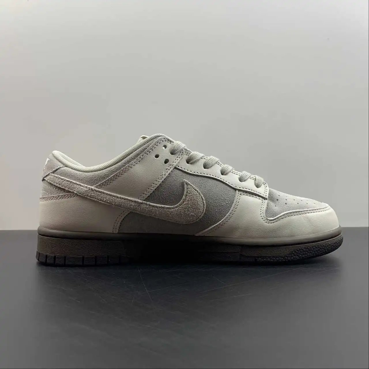 Nike Dunk Low FD9746-001 5