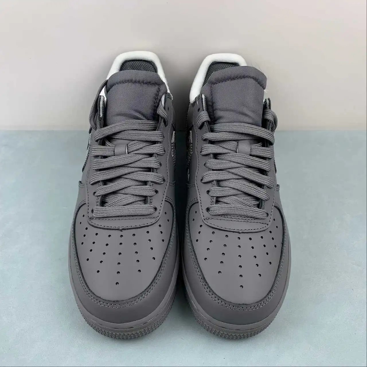 Nike Air Force 1 DX1419-500 thumbnail 2
