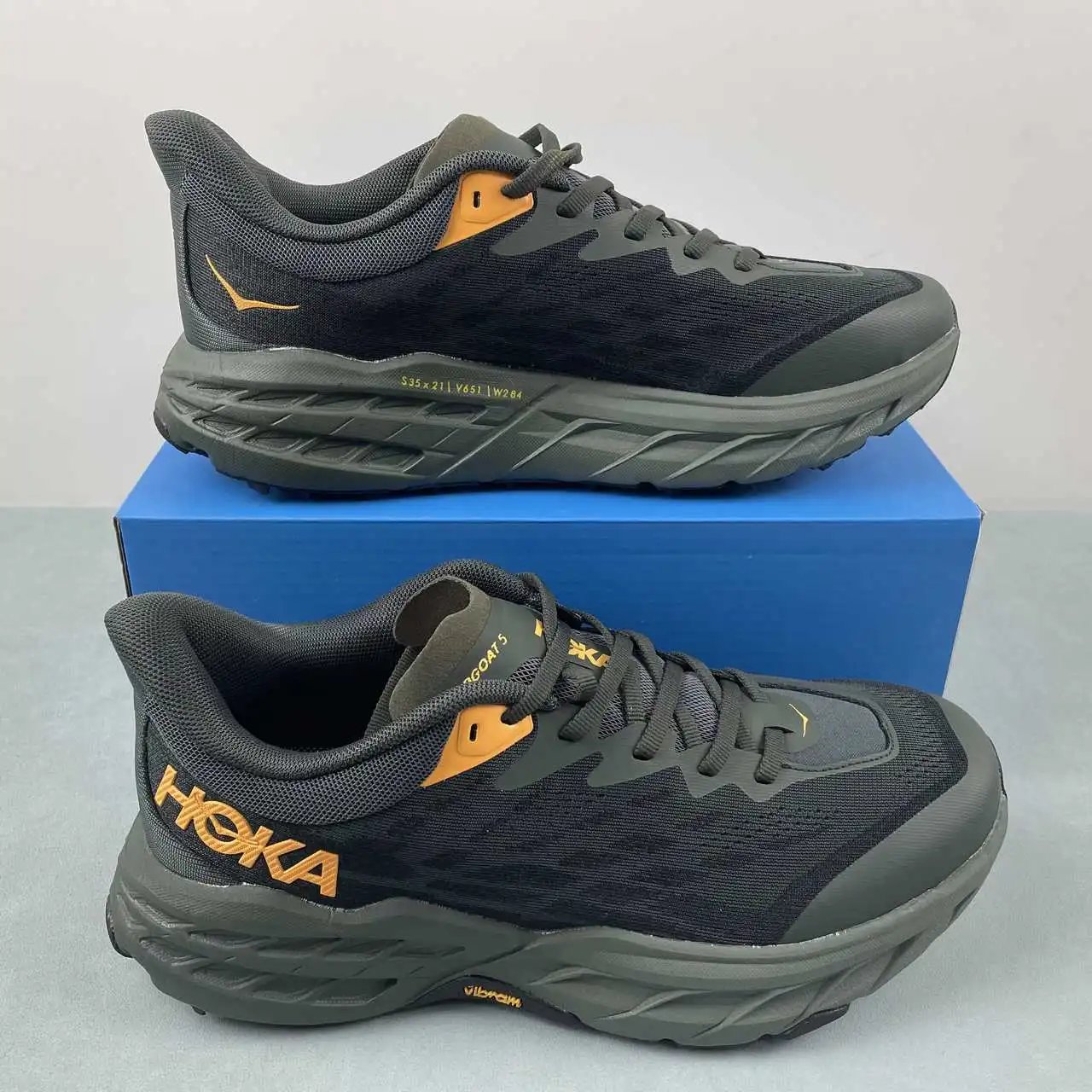HOKA Speedgoat 5 1123157-DBTH