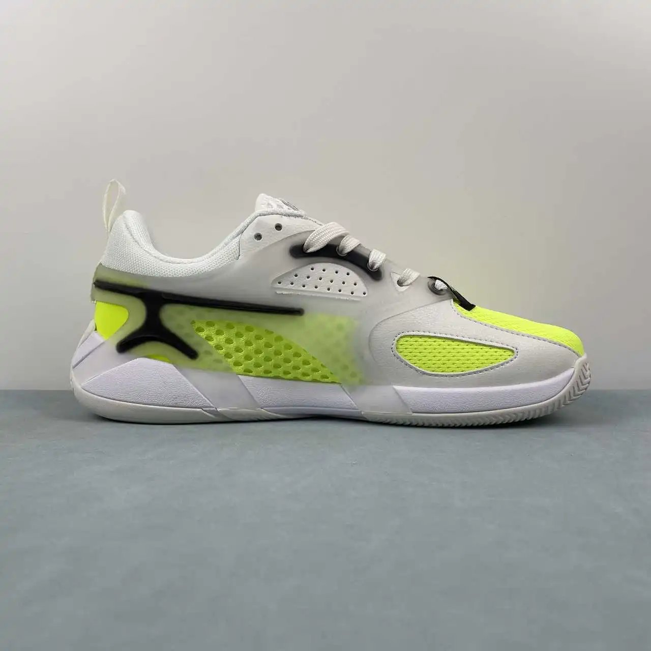 Jordan Flight Court FQ3858-107 6