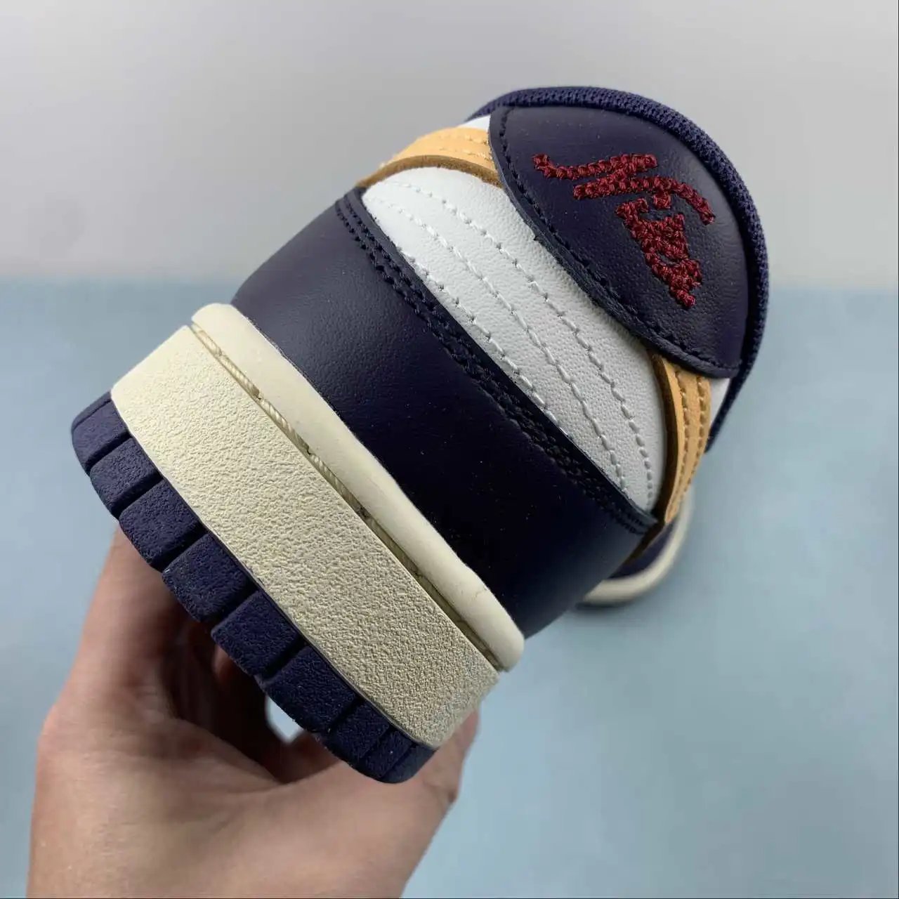 Nike Dunk Low FV8106-181 10