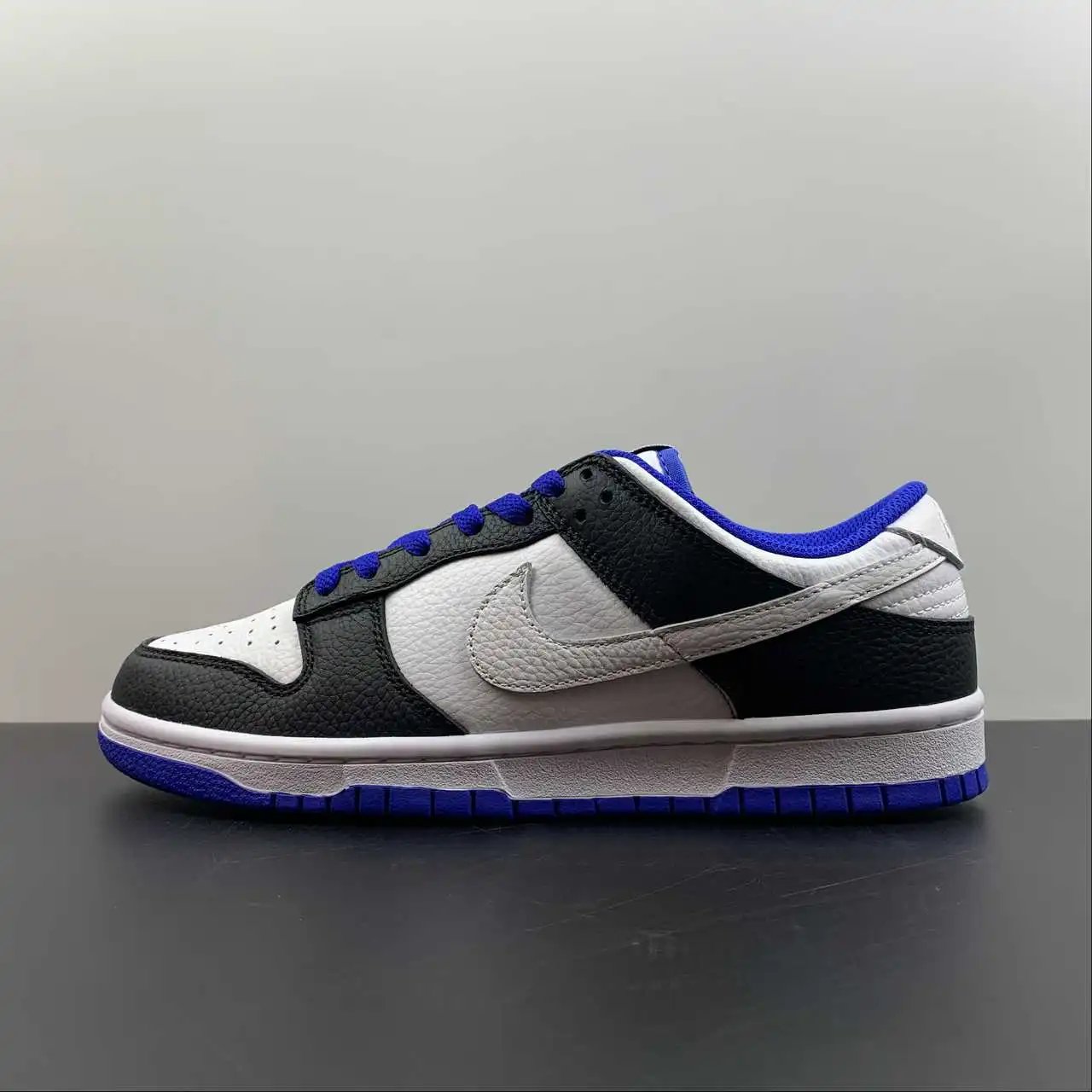 Nike Dunk Low FD9064-110 thumbnail 4