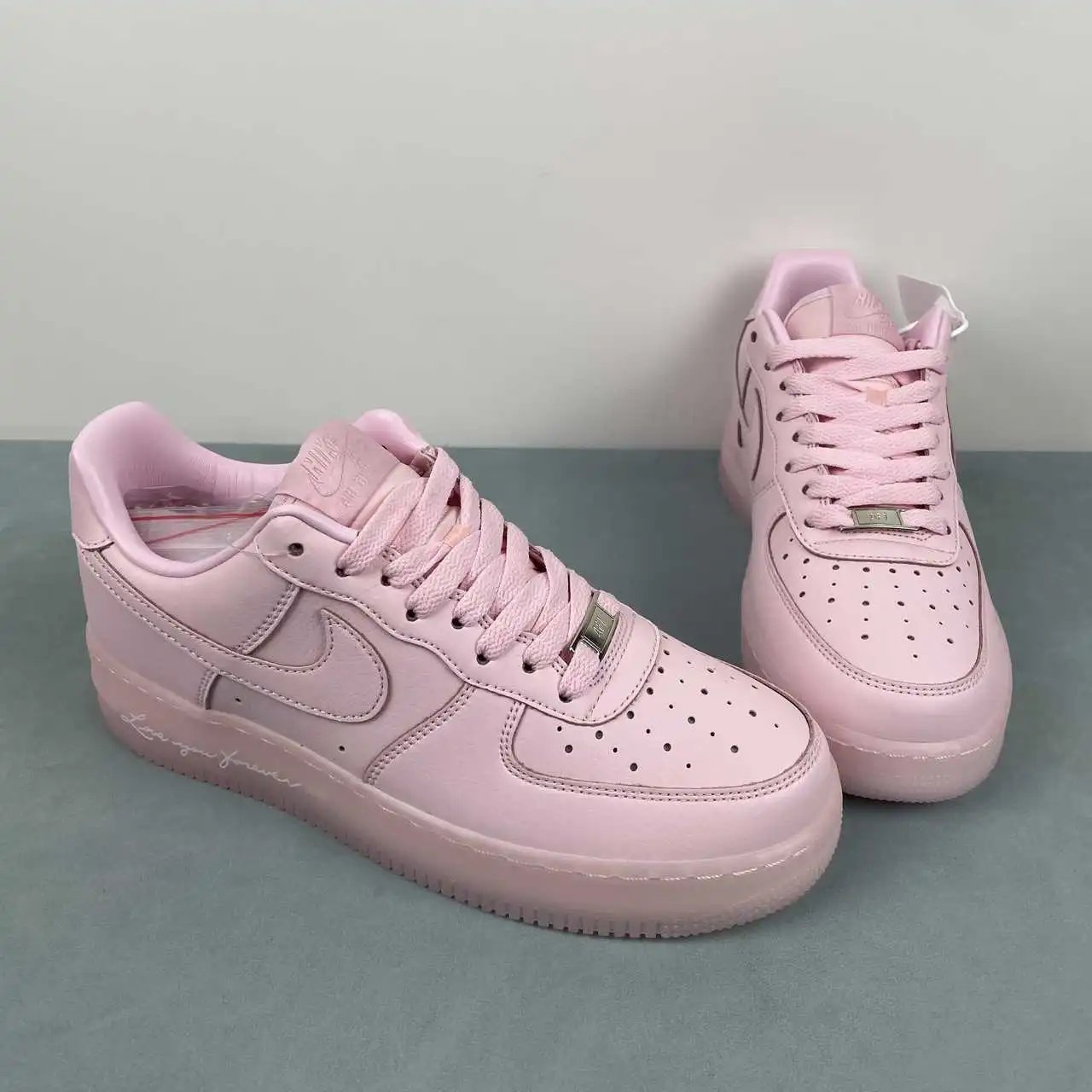 Nike Air Force 1 CZ8065-600 thumbnail 2