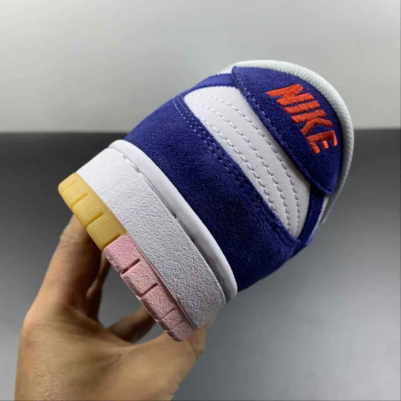 Nike Dunk Low DO9395-400 10