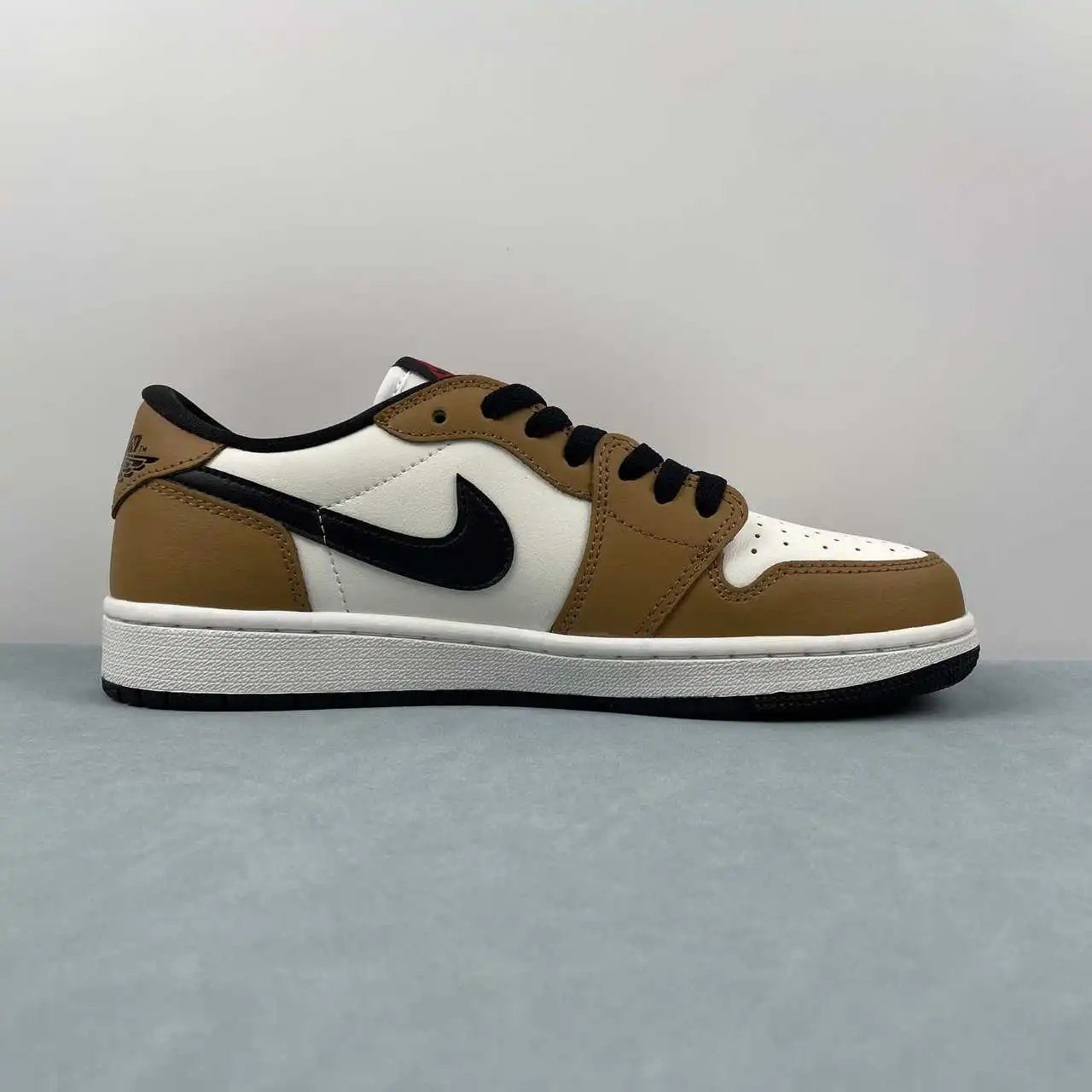 Air Jordan 1 Low CZ0790-107 6