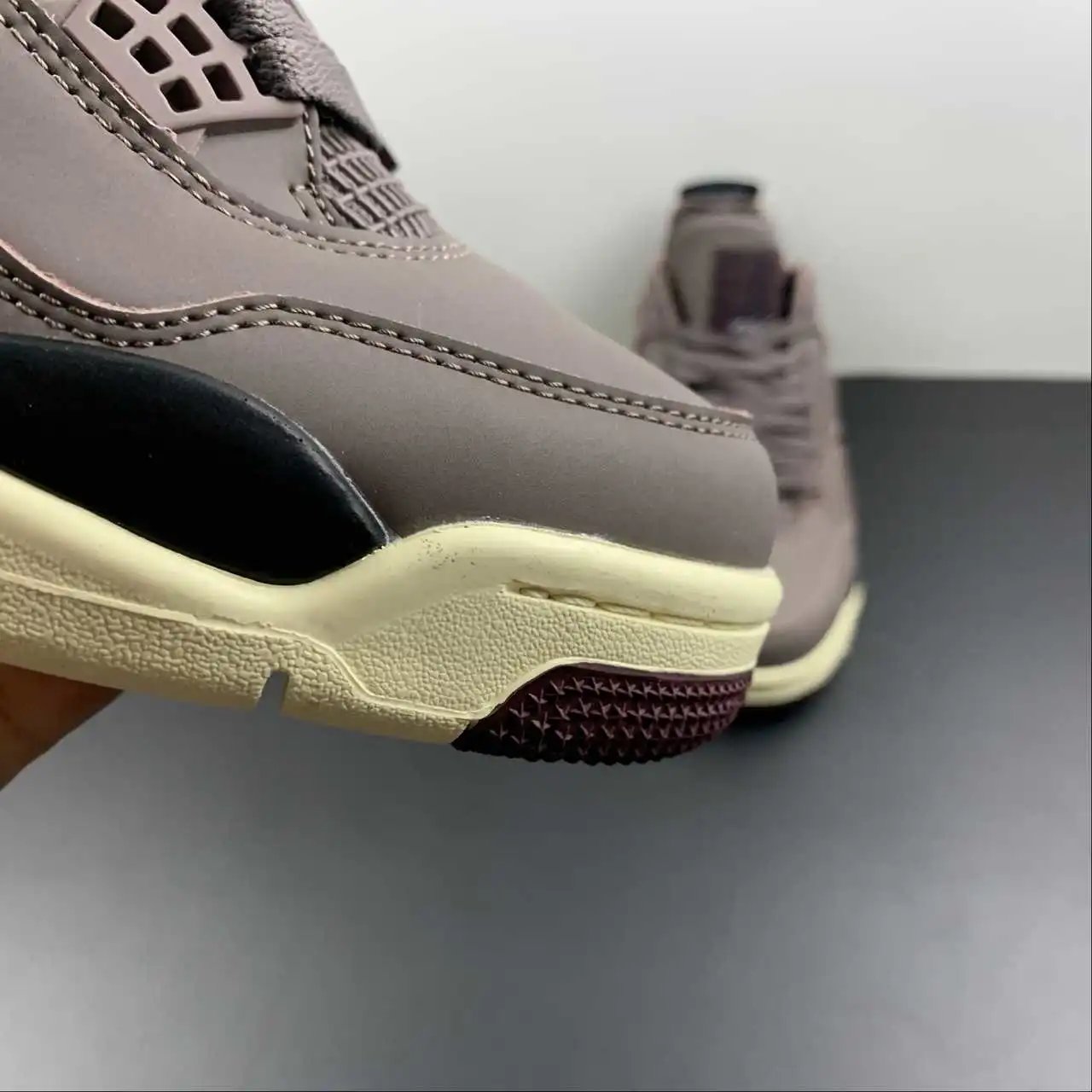 Air Jordan 4 DV6773-220 7