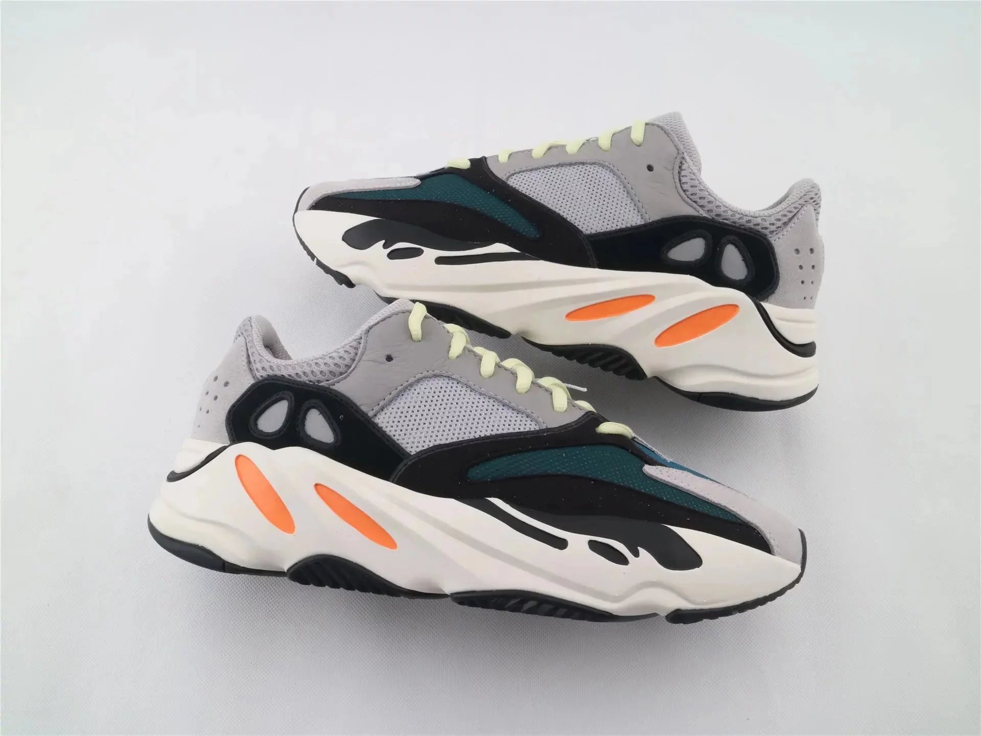 700V2 white blue orange