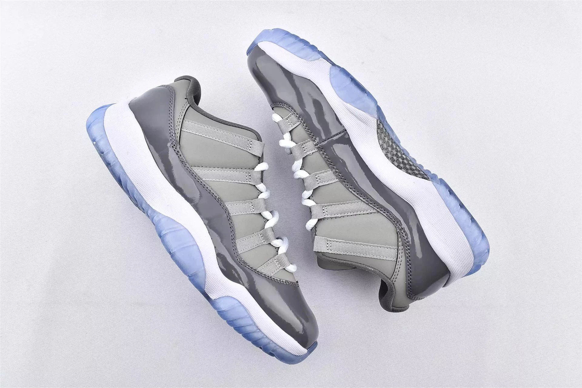 Cool Grey Low Help