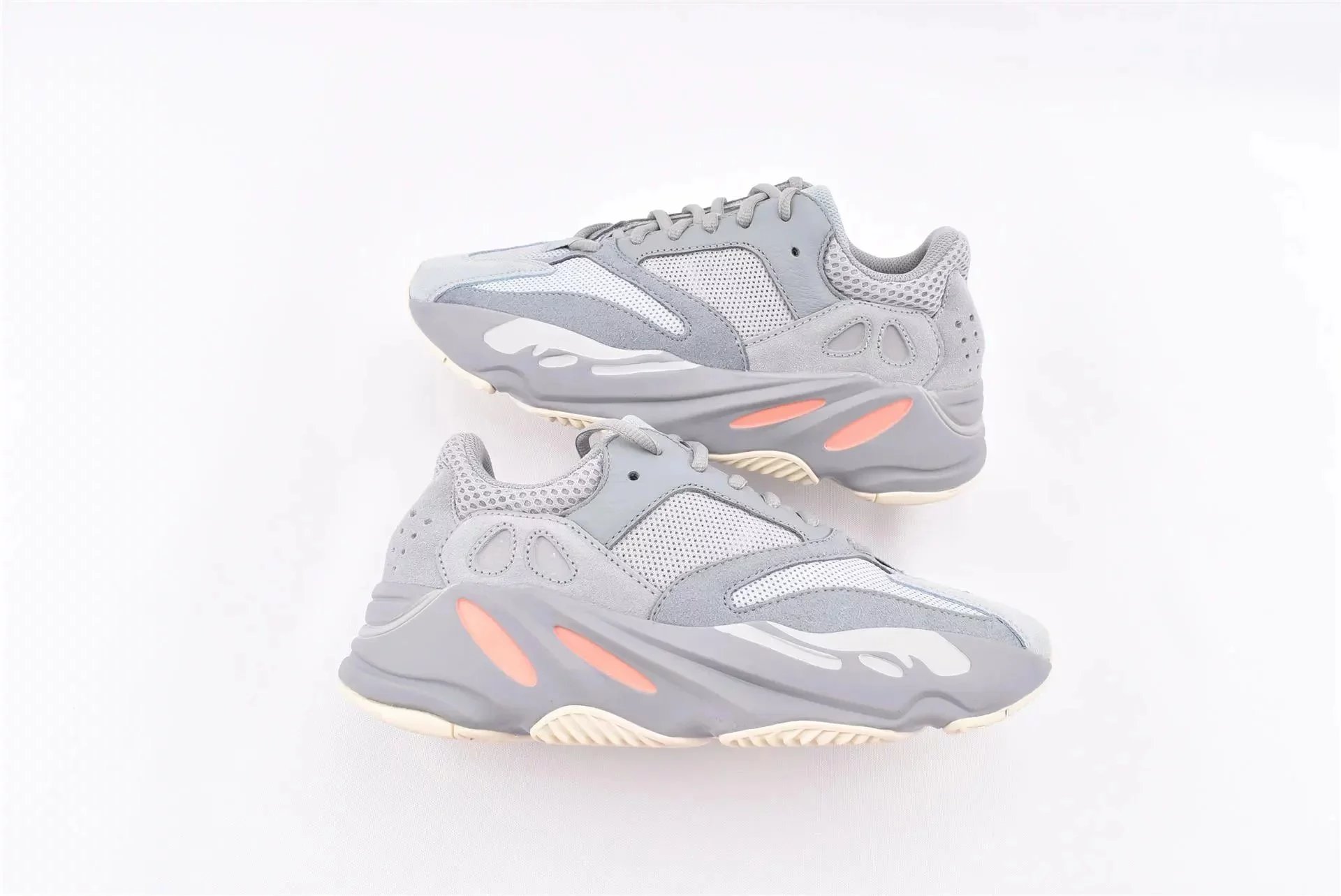 700V2 inertia