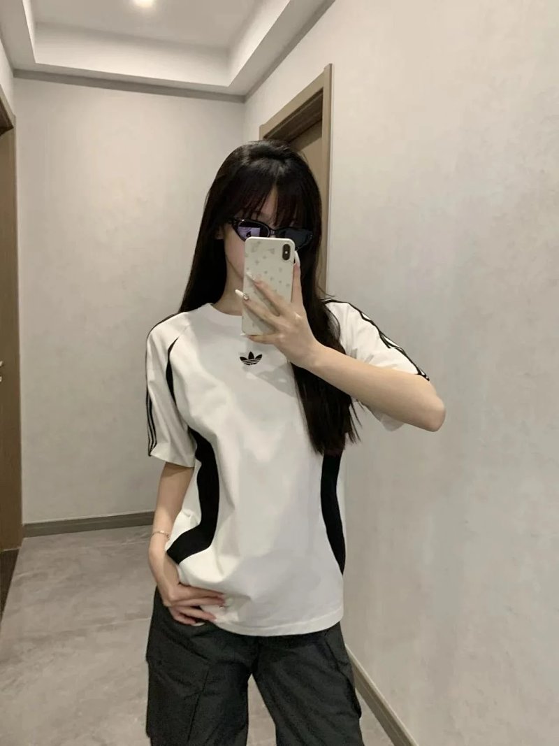 Tee from Happy Sheep