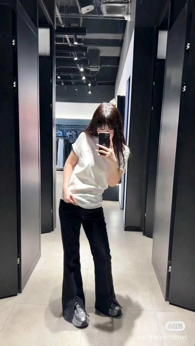 Tee from Happy Sheep