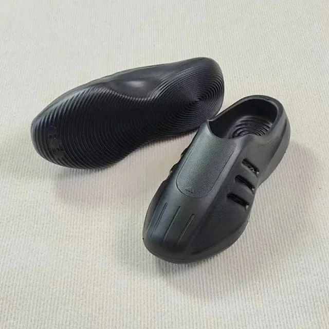 Adidas Slippers Ribbed Three-Stripe Slide product detail image 5