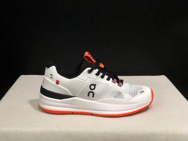 On Sneakers Low-top lace-up knit product detail image 4