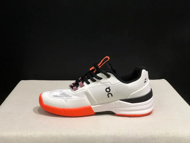 On Sneakers Low-top lace-up knit product detail image 5