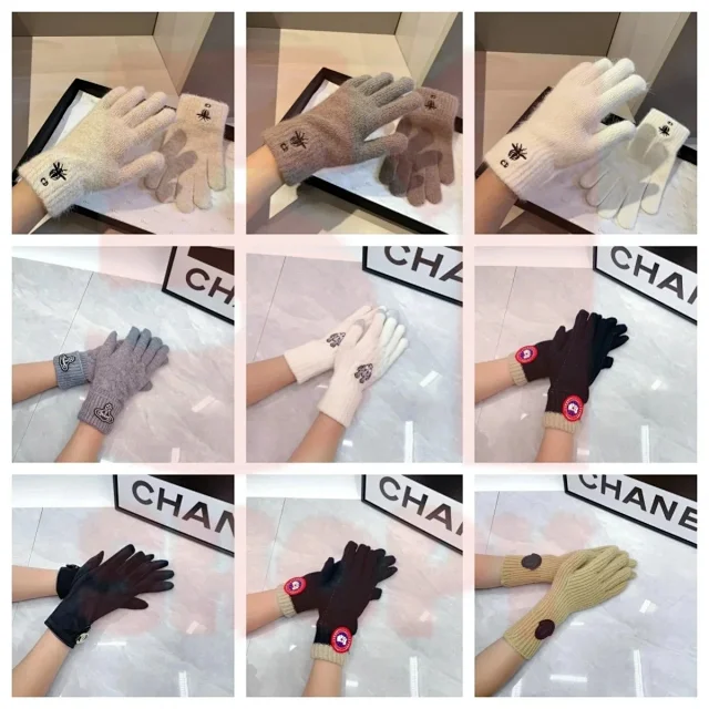 Unbranded Gloves Knitted with embroidered motifs product detail image 1