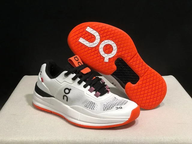 On Sneakers Low-top lace-up knit product detail image 8