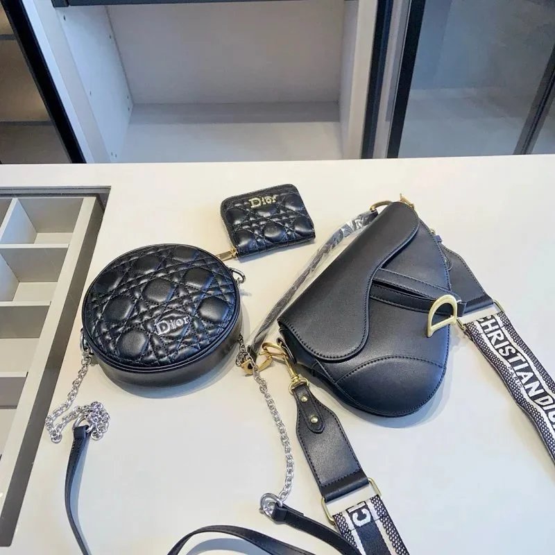 Louis Vuitton Handbags Three-piece handbag set with matching wallet and shoulder strap — 32