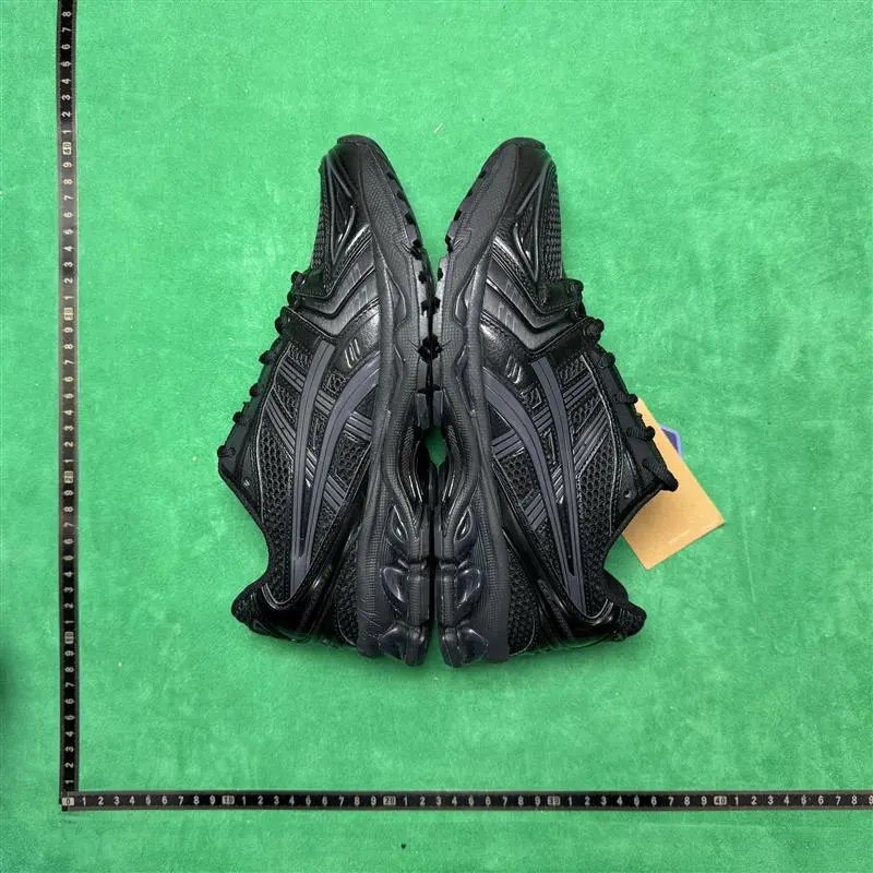 Asics Gel-Kayano 14 foto 3