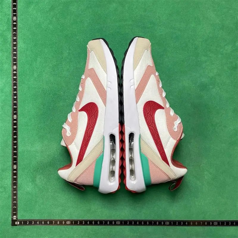 Nike Air Max Dawn foto 4