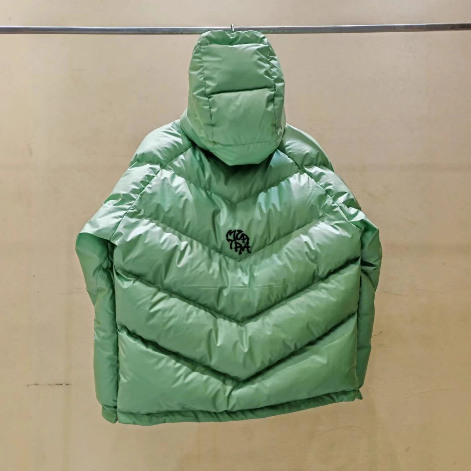 Broken Planet Gradient Green Handprint Down Jacket - 9