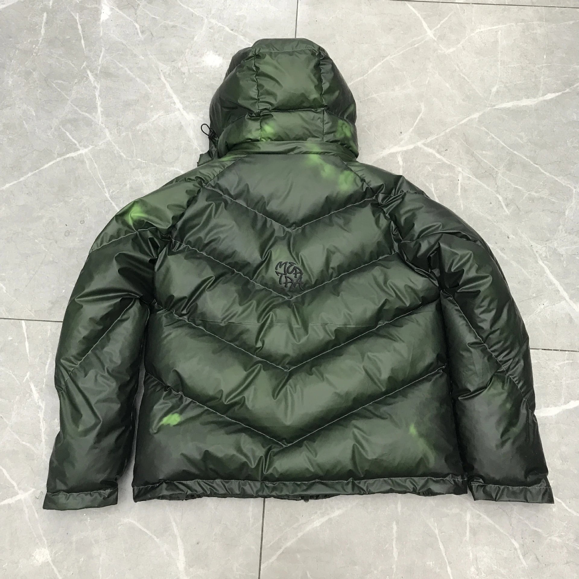 Broken Planet Gradient Green Handprint Down Jacket - 18