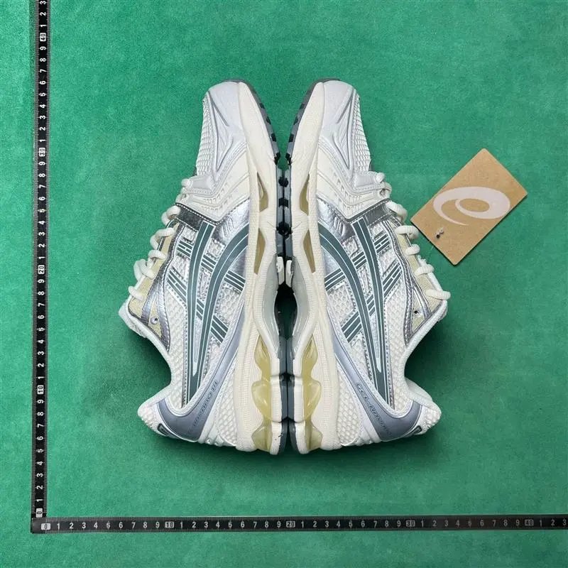 Asics Gel-Kayano 14 foto 2