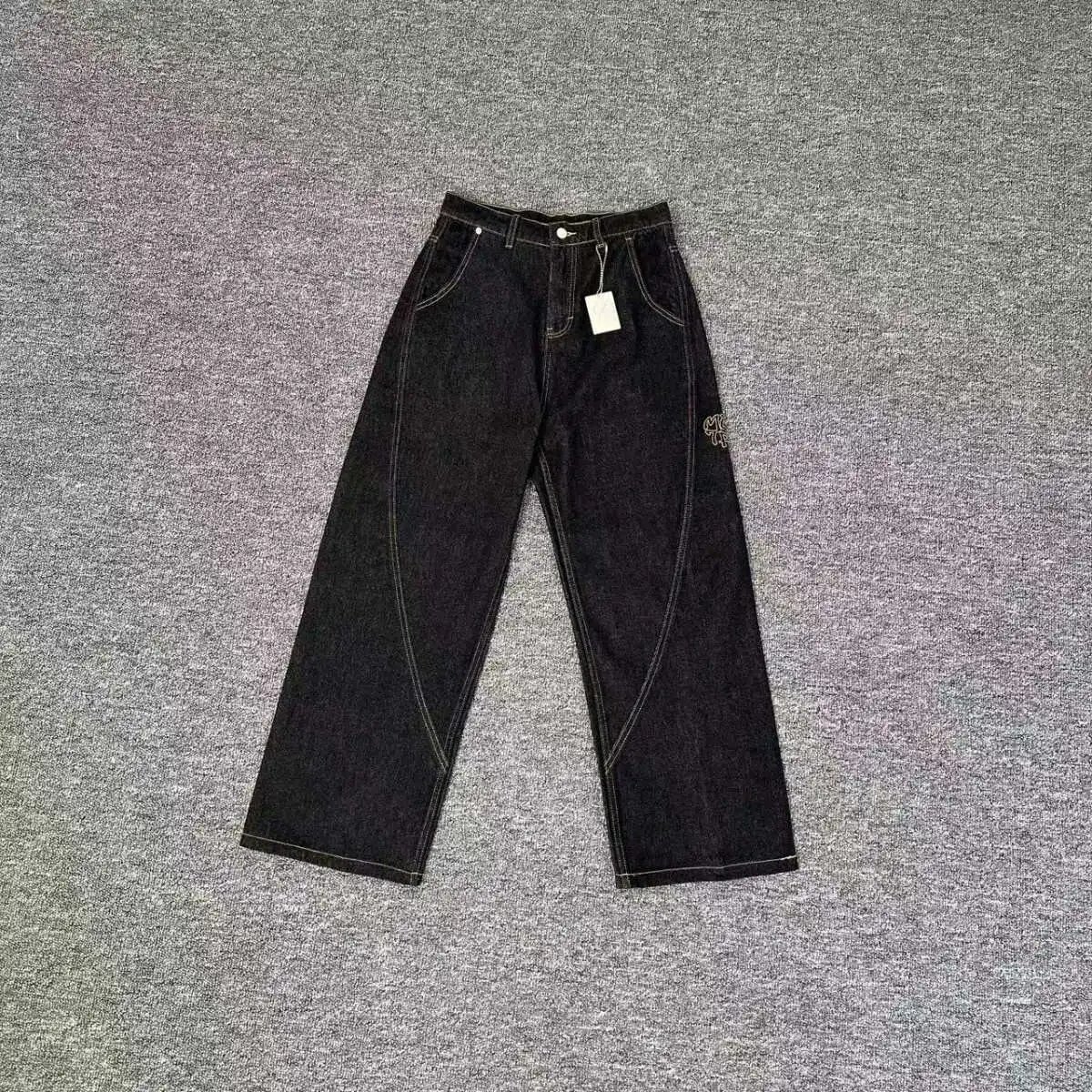 P068 Black【Jeans】