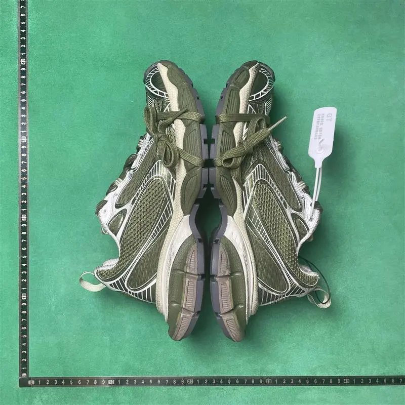 Balenciaga 3XL foto 2