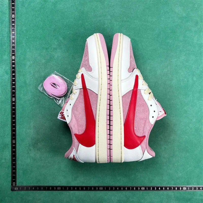 Travis Scott x Jordan Air Jordan 1 Low foto 6