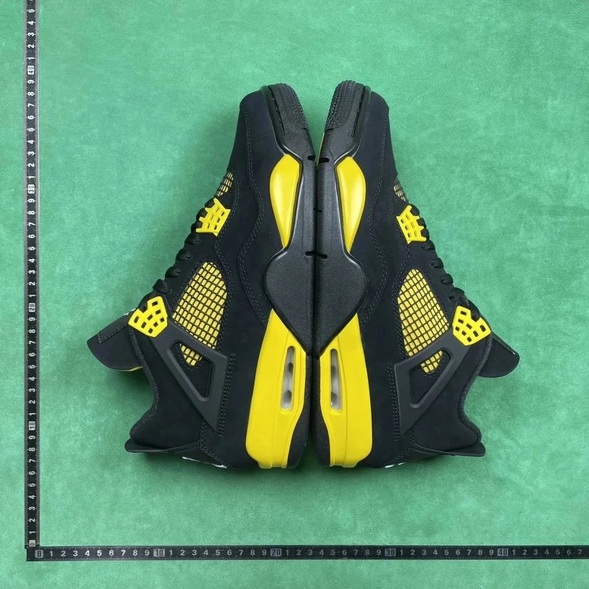 Air Jordan 4 foto 6
