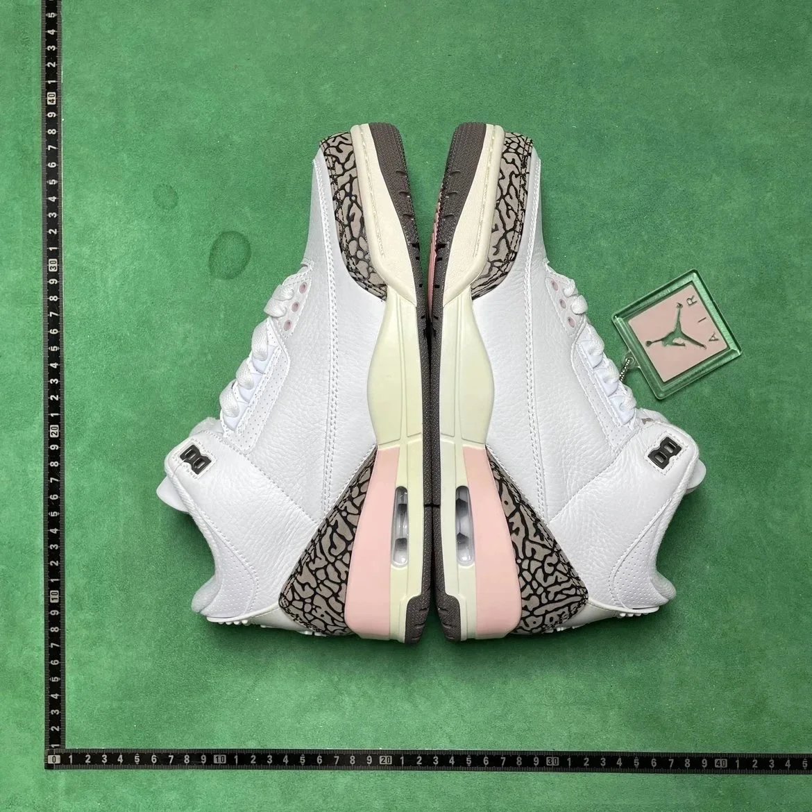Air Jordan 3 foto 4