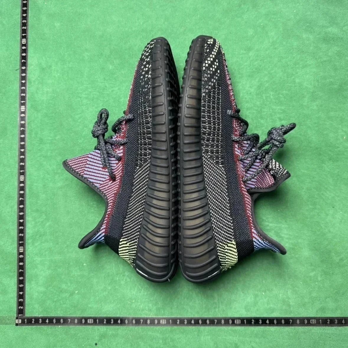 Adidas Originals Yeezy Boost 350 V2 foto 3