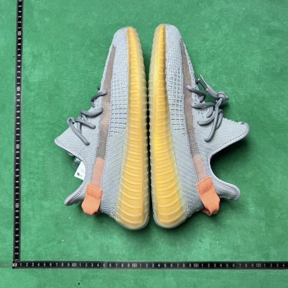 Adidas Originals Yeezy Boost 350 V2 foto 4