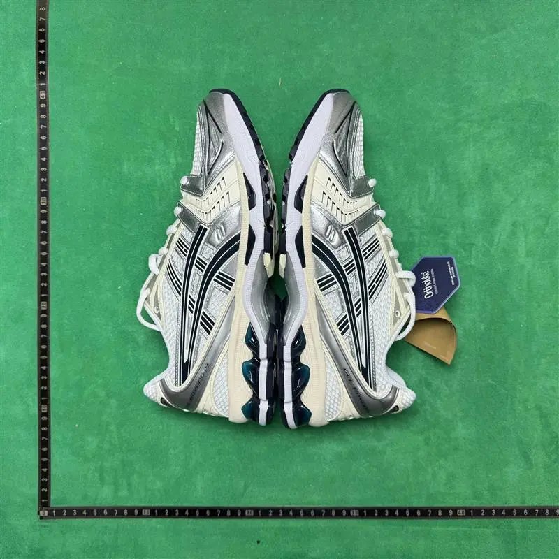 Asics Gel-Kayano 14 foto 6