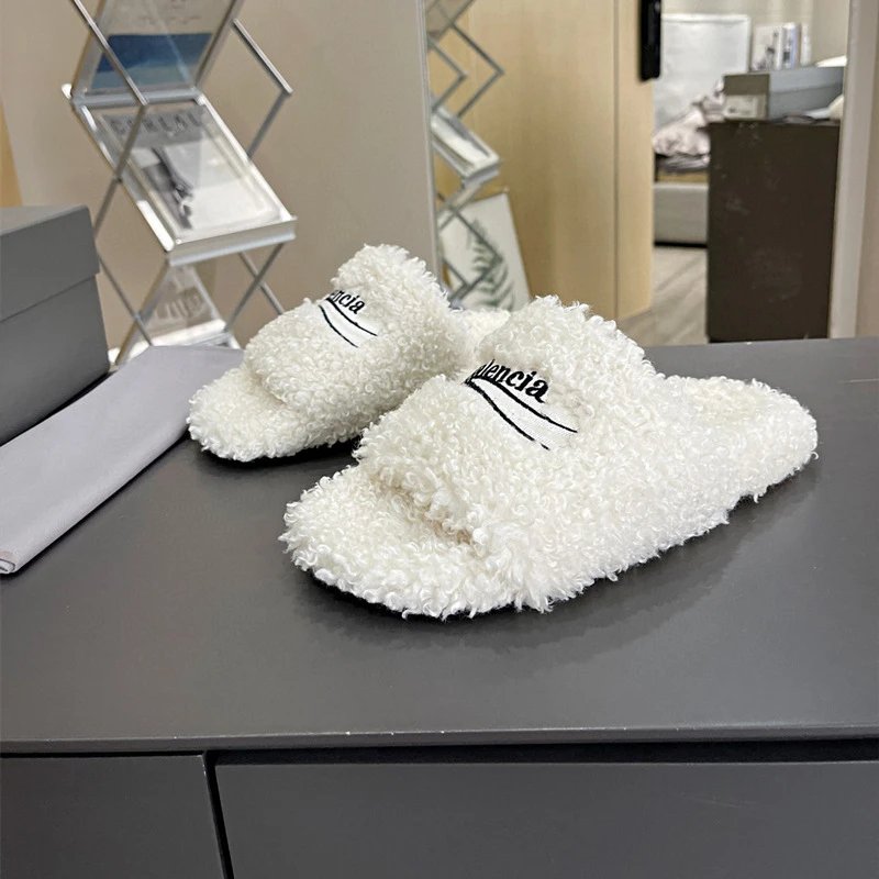 Design Lencia Fuzzy Slide Slippers Orange Slippers - 18
