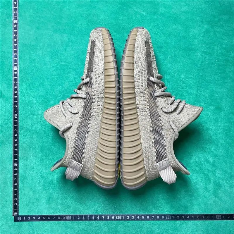 Adidas Originals Yeezy Boost 350 V2 foto 3