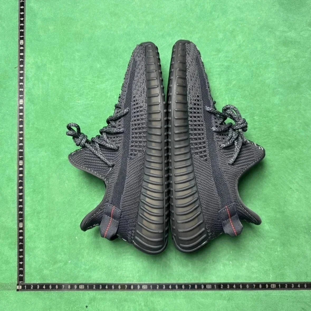 Adidas Originals Yeezy Boost 350 V2 foto 3