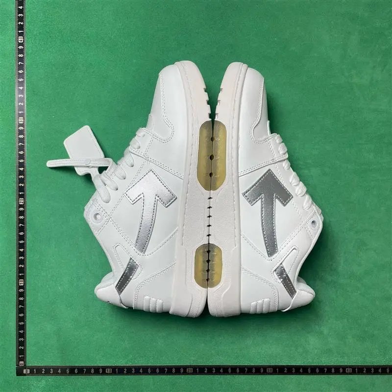 OFF-WHITE foto 4