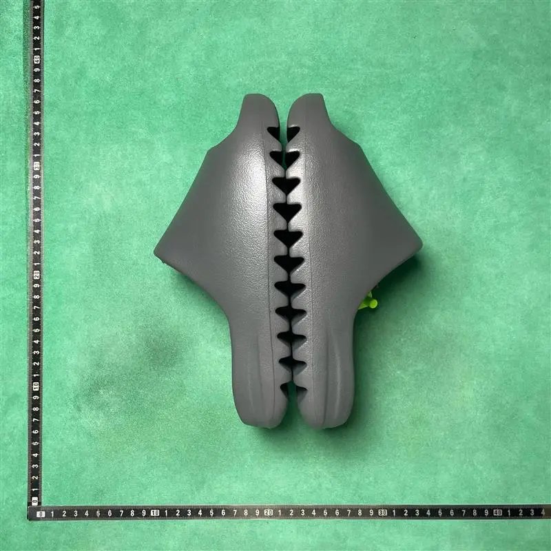 Adidas Yeezy Slide foto 3