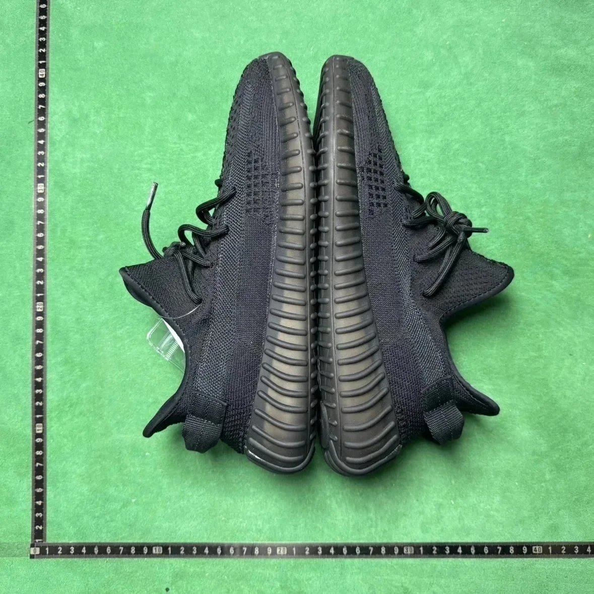 Adidas Originals Yeezy Boost 350 V2 foto 4