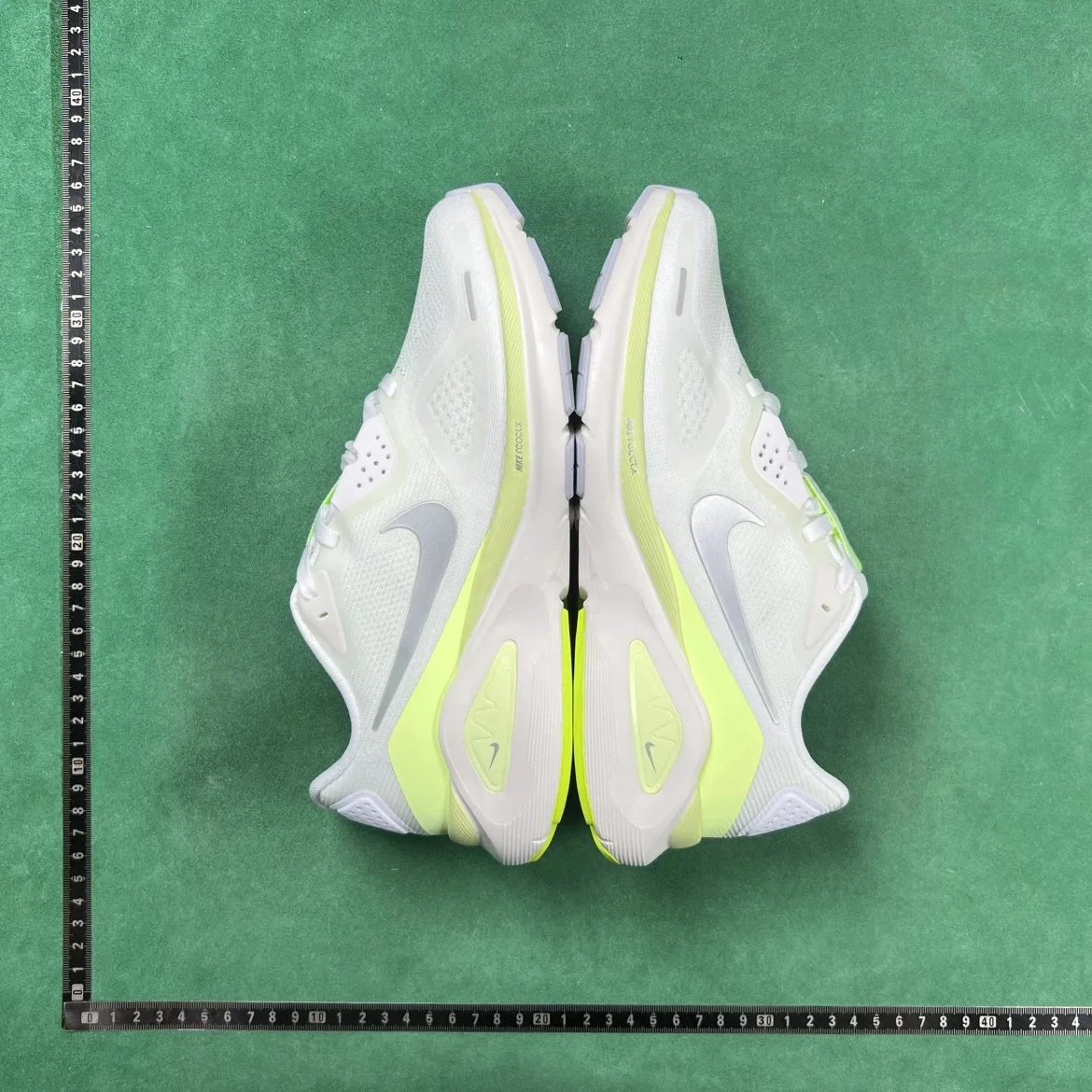 Nike Zoom Structure 26 Summit