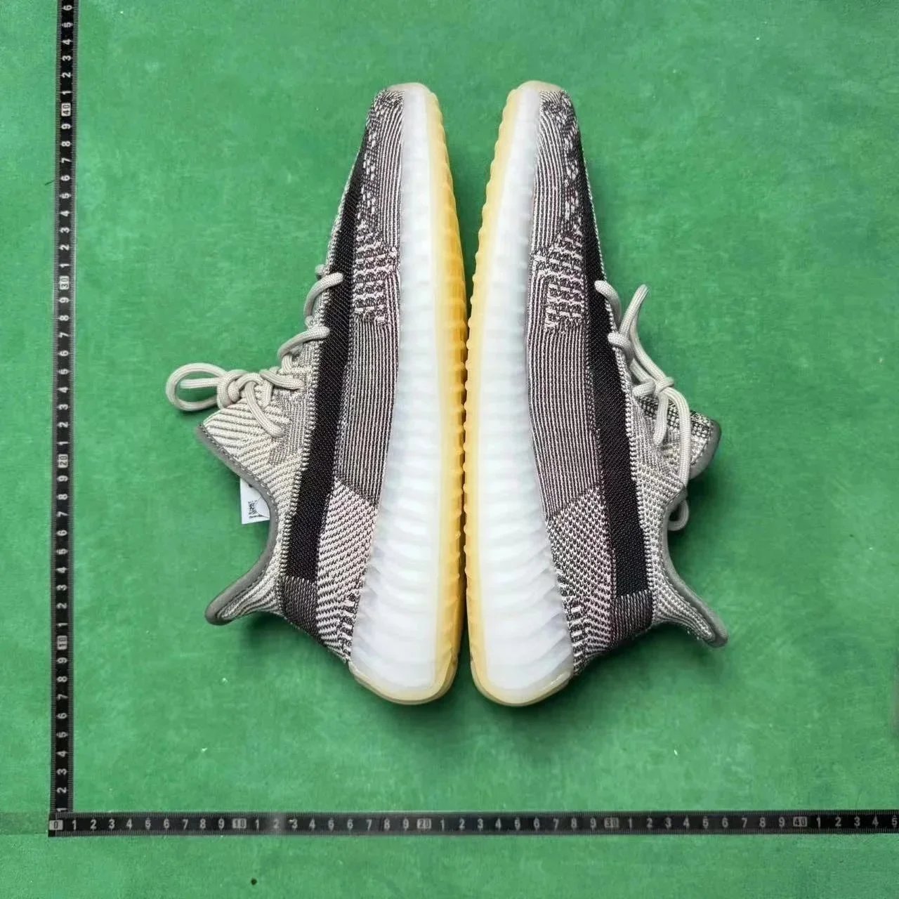 Adidas Originals Yeezy Boost 350 V2 foto 2