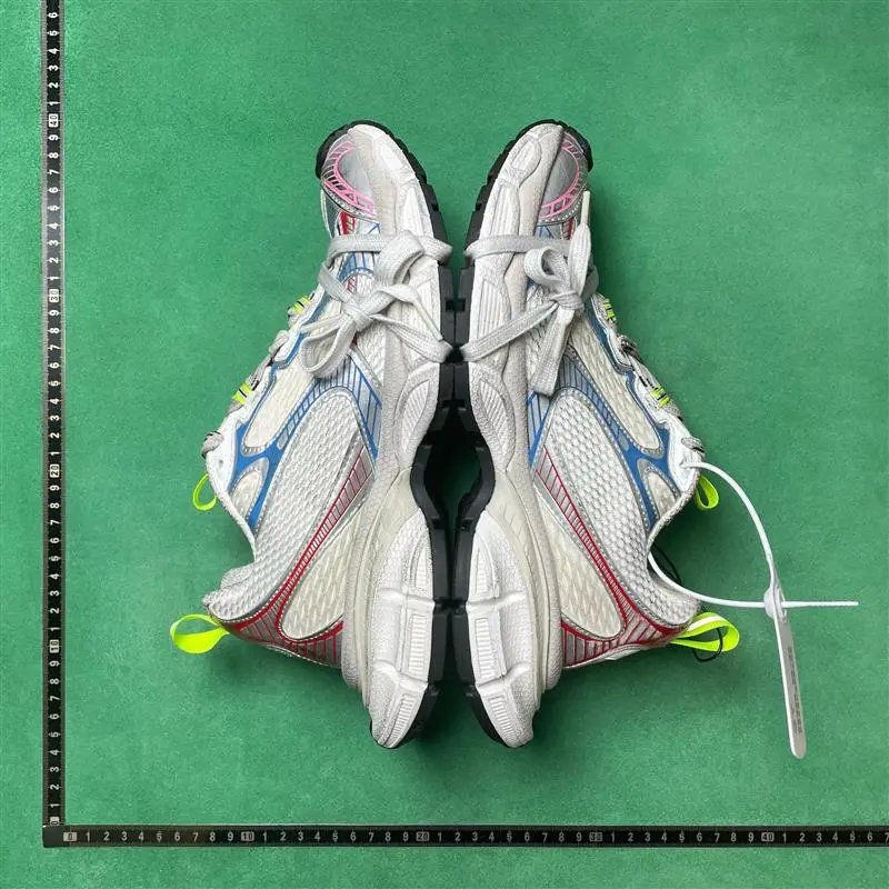 Balenciaga 3XL foto 4