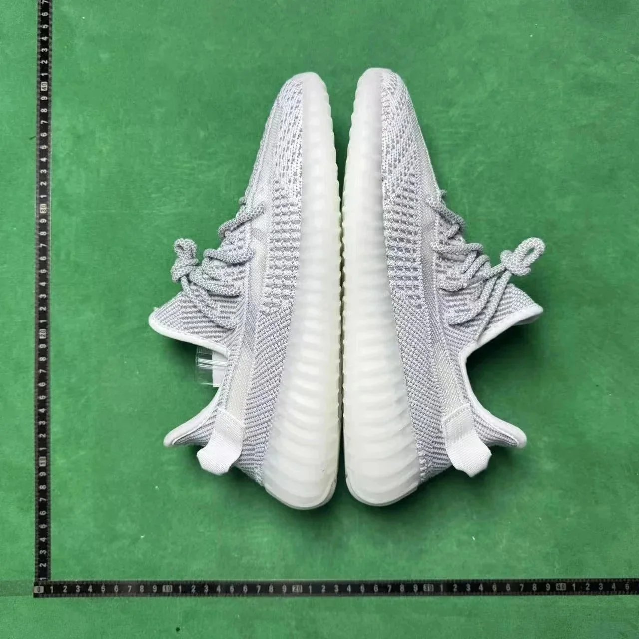 Adidas Originals Yeezy Boost 350 V2 foto 5