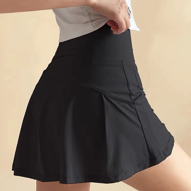 Lululemon Skirt: seller detail photo 3