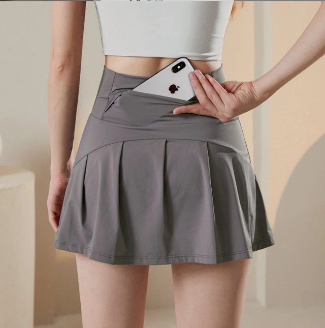Lululemon Skirt: seller detail photo 4