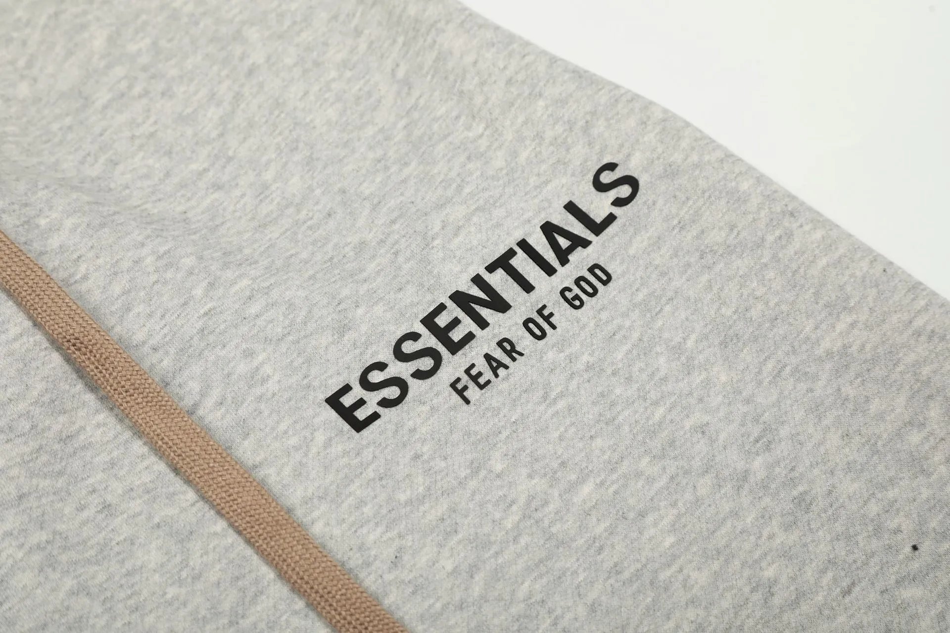 Fear of God Essentials Beige Crewneck Sweatshirt and Joggers Set - 18